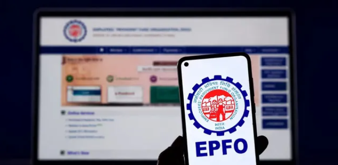 सरकार का बड़ा ऐलान, नए EPFO ई-पोर्टल से Aadhaar के जरिए होगा PF ट्रांसफर