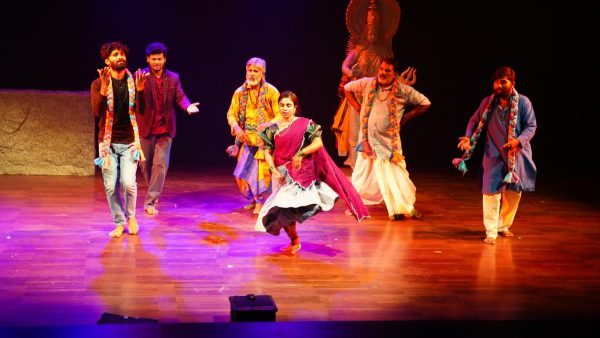 स्रीनिवास डेंचनाला ने चार दशकों तक थिएटर के माध्यम से आवाज़ रहितों को दी आवाज़