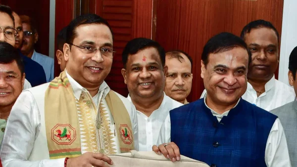 असम बजट 2026-27 में चाय कर राहत, हरित सेस और 2 लाख नौकरियों का प्रस्ताव