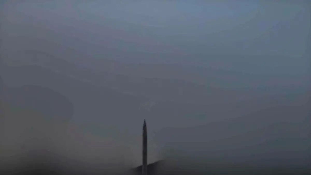 Kuwait closes its airspace following Iranian attacks