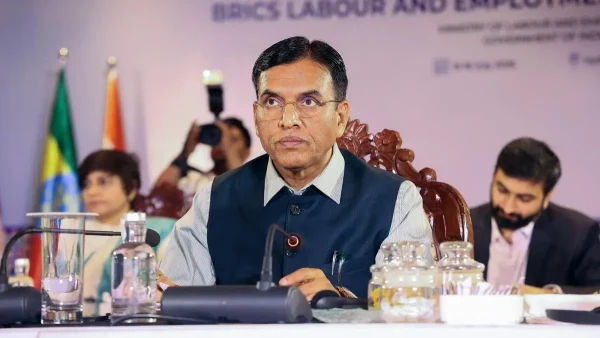 भारत का सामाजिक सुरक्षा नेटवर्क हुआ 100 करोड़ नागरिकों तक विस्तारित: मनसुख मंडाविया