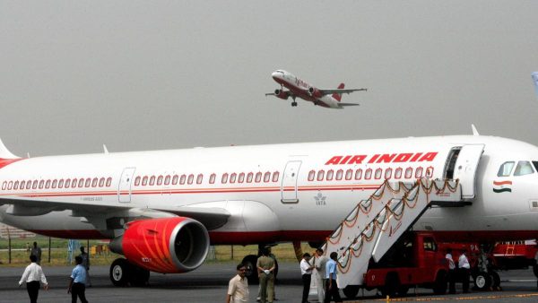 एयर इंडिया के नए सीईओ के चयन के लिए सिंगापुर एयर के कार्यकारी कन्नन और इन्साइडर निपुन अग्रवाल नाम अंतिम चरण में, सूत्रों का कहना है
