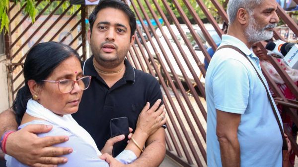 कोर्ट ने पत्नी की मौत के आरोपी भोपाल वकील को गिरफ्तारी से पहले जमानत देने से किया इनकार; पुलिस ने जानकारी के लिए घोषित की ईनाम राशि