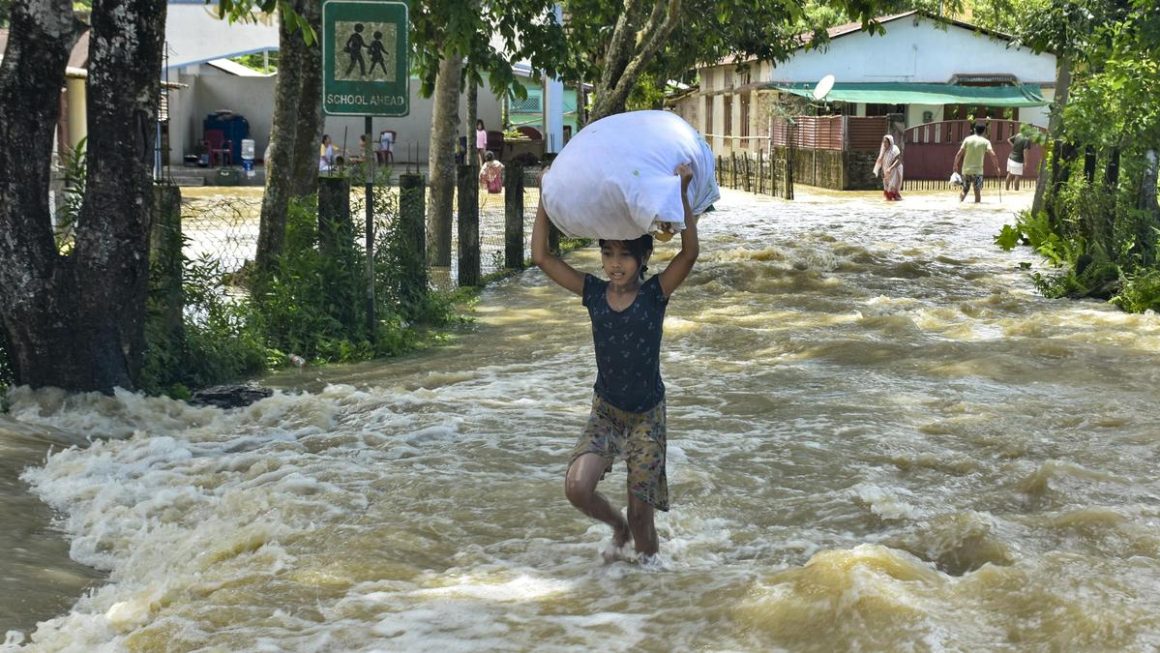 21 killed in a day as flood situation worsens in Assam; 5.4 lakh people affected in 16 districts