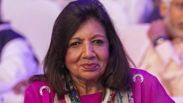 किरण मजूमदार ने अपनी भतीजी क्लेयर को उत्तराधिकारी नामित किया