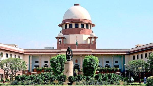 एनसीईआरटी पुस्तक विवाद: उच्चतम न्यायालय ने ‘कड़े’ टिप्पणियों और तीन शिक्षाविदों की ब्लैकलिस्टिंग पर पुनर्विचार किया