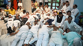 Oppn protests spread after Rahul Gandhi’s detention outside PM’s residence
