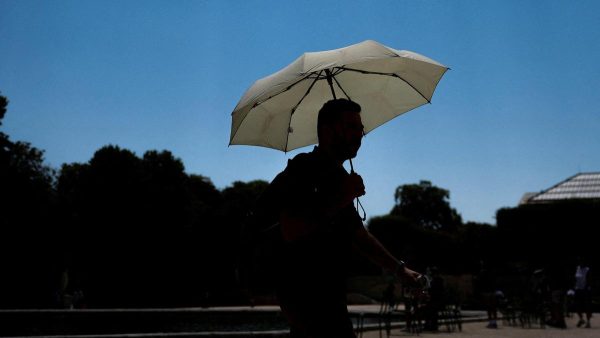 इंग्लैंड में हीटवेव से 2,700 से अधिक मौतें हो सकती हैं: शोधकर्ता