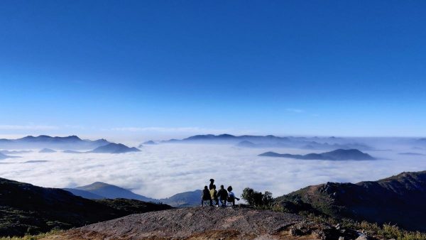 पूर्वी घाटों में मानसून ट्रेल्स का रोमांच