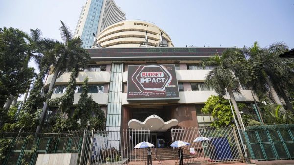 बाजार में तीसरे दिन भी तेजी, सेंसेक्स 800 अंक से अधिक चढ़ा