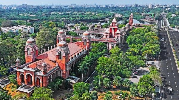 तमिलनाडु को शोध और नवाचार को बढ़ावा देने के लिए पीएच.डी. कार्यक्रमों में सुधार क्यों आवश्यक है