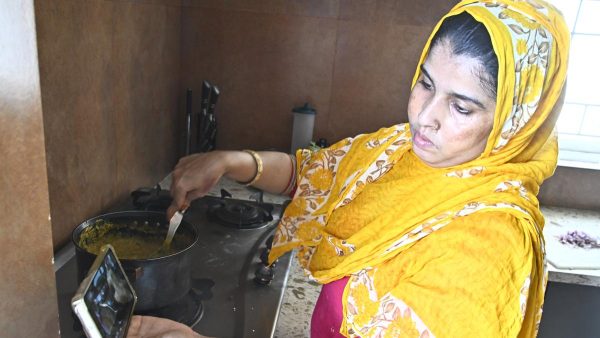 डिजिटल युग के भारत के घरेलू रसोइये