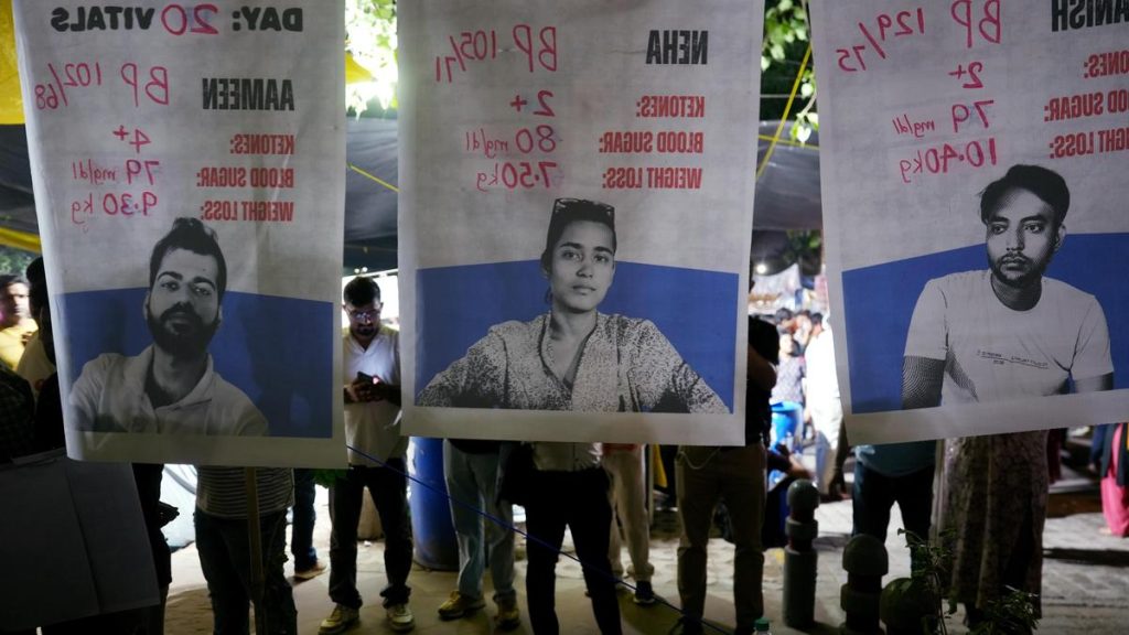 वांगचुक अकेले नहीं: कम से कम 21 लोग अनिश्चितकालीन भूख हड़ताल जारी रखे