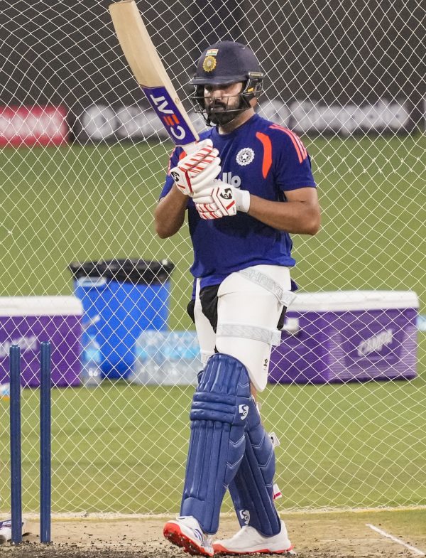 BCCI सचिव ने रोहित शर्मा के वनडे भविष्य पर अटकलों को खारिज किया