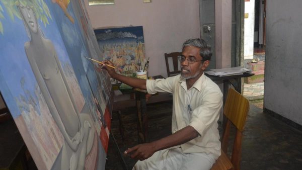 केरल के कला शिक्षक ने 21 वर्षों में छात्र प्रदर्शनी का जश्न मनाया