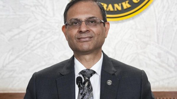 आरबीआई गवर्नर मल्होत्रा ने कहा, ‘हमारी अर्थव्यवस्था मजबूत आधार पर है, हम बेहतर स्थिति में हैं’