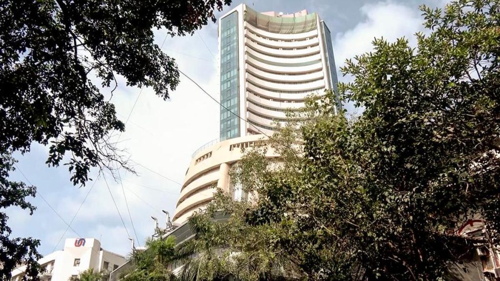 कच्चे तेल की कीमतों में गिरावट के साथ स्टॉक मार्केट में तेजी जारी