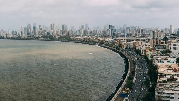 मुंबई का सबसे महंगा नज़ारा: खरीदार क्या कीमत चुका रहे हैं