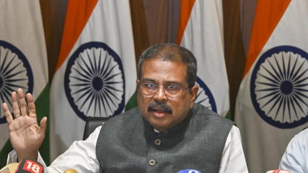 शिक्षा मंत्री धर्मेंद्र प्रधान ने CBSE उत्तर पुस्तिका में गड़बड़ी की जिम्मेदारी ली