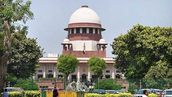 राष्ट्रपति मर्मु ने सुप्रीम कोर्ट में न्यायाधीशों की संख्या 34 से बढ़ाकर 38 करने की मंजूरी दी