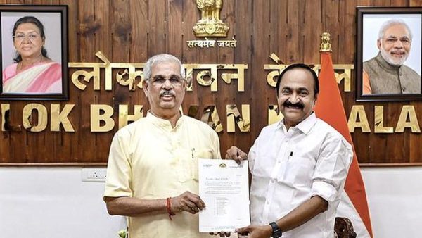 सुबह की खबरें: केरल कैबिनेट आज पद ग्रहण करेगी; भारत और स्वीडन ने बढ़ाए रणनीतिक साझेदारी के संबंध, और भी खबरें
