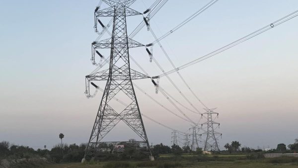 लोड बढ़ने पर हाई वोल्टेज पावर कंडक्टर की मांग में उछाल; स्थानीय कंपनियां तकनीकी साझेदारियों के साथ तैयार