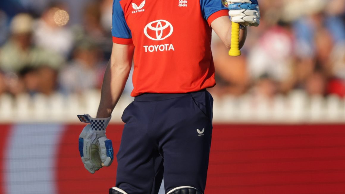 Brook and Salt blow India away as England romp to series win
