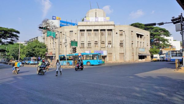 कैसे भारत का जीवन बीमा क्षेत्र सरकार के व्यय को वित्तपोषित करता है
