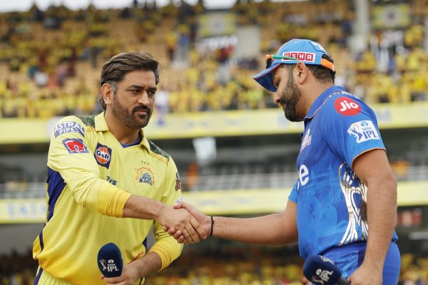 धोनी और रोहित पर सभी की नजरें, IPL की सबसे बड़ी टक्कर फिर लौट रही है