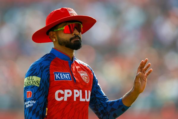 श्रेयस धवन को भारत के T20I कप्तान के रूप में नामित किया गया; सूर्यकुमार यादव टीम से बाहर