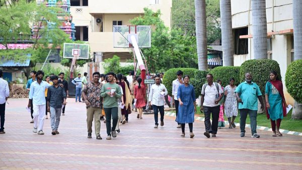 JEE Advanced 2026 परिणाम: शुभम कुमार ने हासिल किया AIR 1; 56,000 से अधिक उम्मीदवार हुए क्वालीफाई