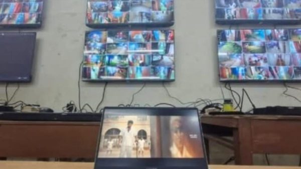 चेन्नई के वोट गिनती केंद्र में लीक हुई ‘जाना नायक’ फिल्म डाउनलोड और देखने के आरोप में ठेका कर्मचारी गिरफ्तार