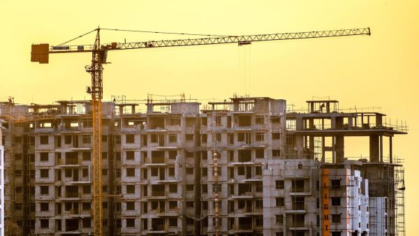 निर्माण क्षेत्र के तेजी से बढ़ने से भारत समेत कई अर्थव्यवस्थाओं में कार्बन उत्सर्जन में वृद्धि