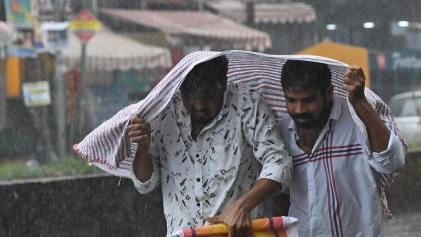 तमिलनाडु मौसम अपडेट: चक्रवातीय प्रणाली के चलते उत्तरी तमिलनाडु में बारिश की संभावना